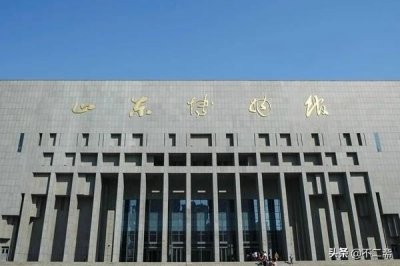 ​不要再调侃“山东情妇馆”了，这几个草书的艺术水平很高