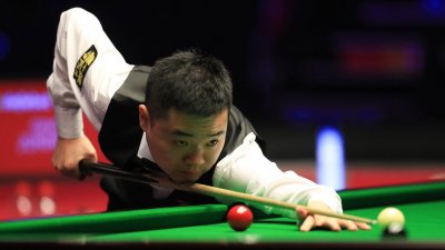 ​丁俊晖妻子长什么样？身材颜值完全不输潘晓婷，年收入已上亿