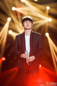​李荣浩中国男歌手、音乐制作人