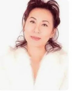 ​还记得这位香港艺人吗？一一民歌皇后奚秀兰