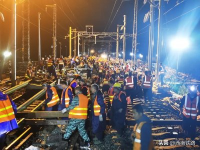 ​渝利铁路：新客运站改造中
