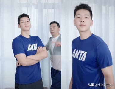 ​郭涛的儿子近照曝光！17岁石头身材健硕超阳光，摆pose时郭涛搞怪
