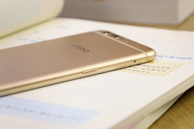 有OPPO、VIVO还不够，步步高发布imoo学习手机