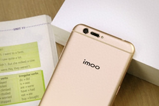 有OPPO、VIVO还不够，步步高发布imoo学习手机