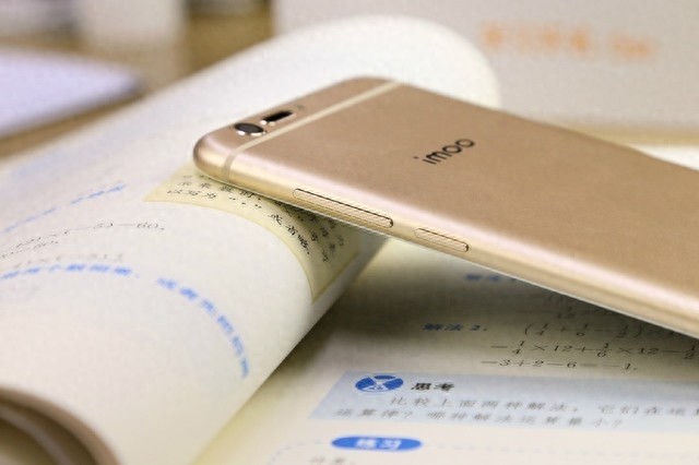 有OPPO、VIVO还不够，步步高发布imoo学习手机