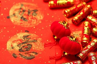 ​2024年贴春联：2个最佳时间，3禁忌，老一辈的建议要注意！