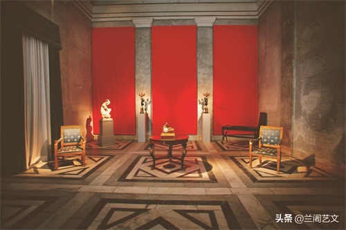 拿破仑——欧洲史上最伟大的军事统帅之一，不可一世的霸主