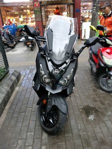 ​主打运动性能的三阳巡弋300适合摩旅吗