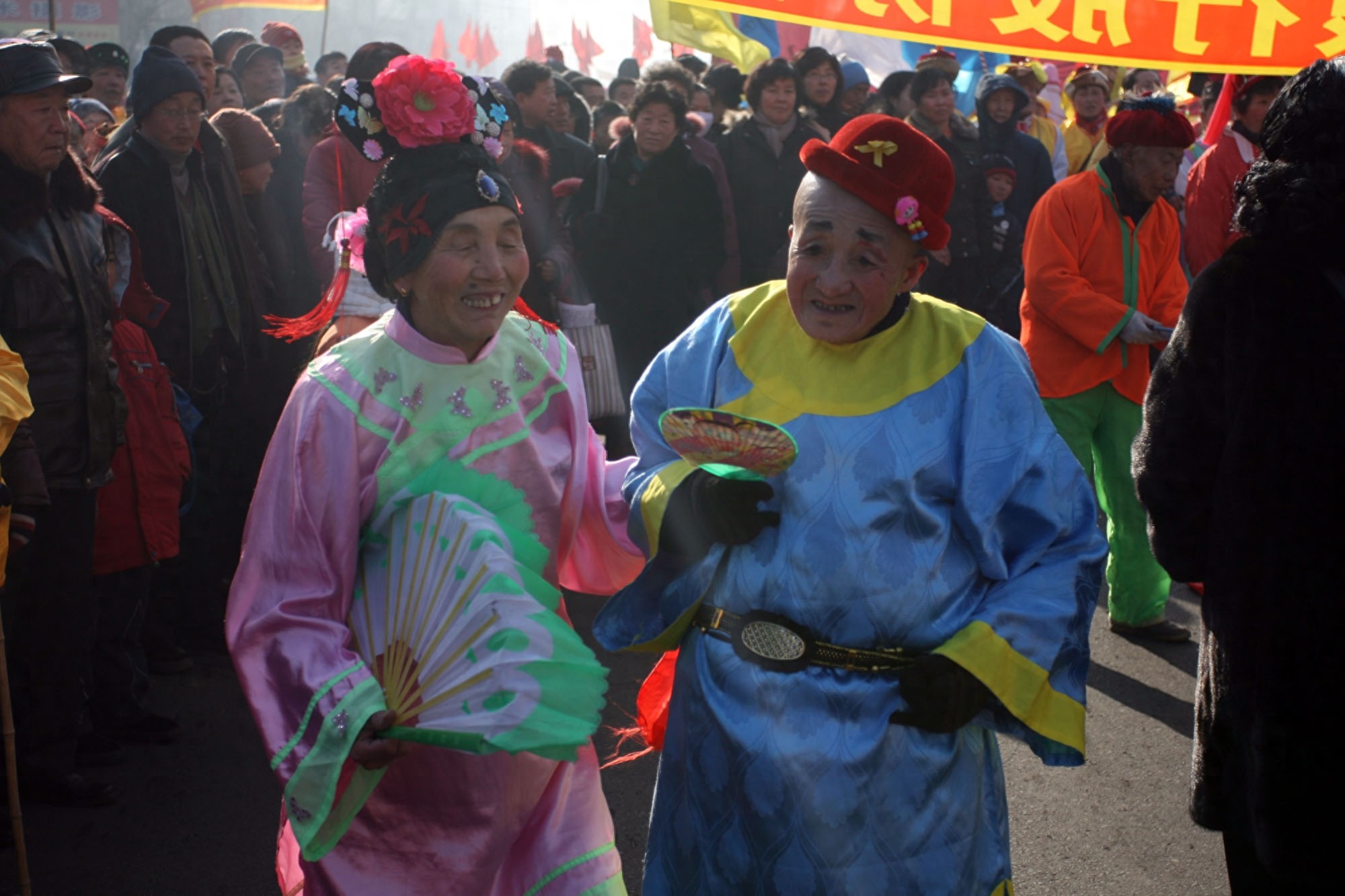 世人笑我太疯癫,我笑他人看不穿,欢天喜地的东北大秧歌!