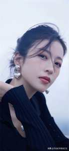 ​珍藏高清壁纸｜时尚摩登又不失细腻感觉的周雨彤