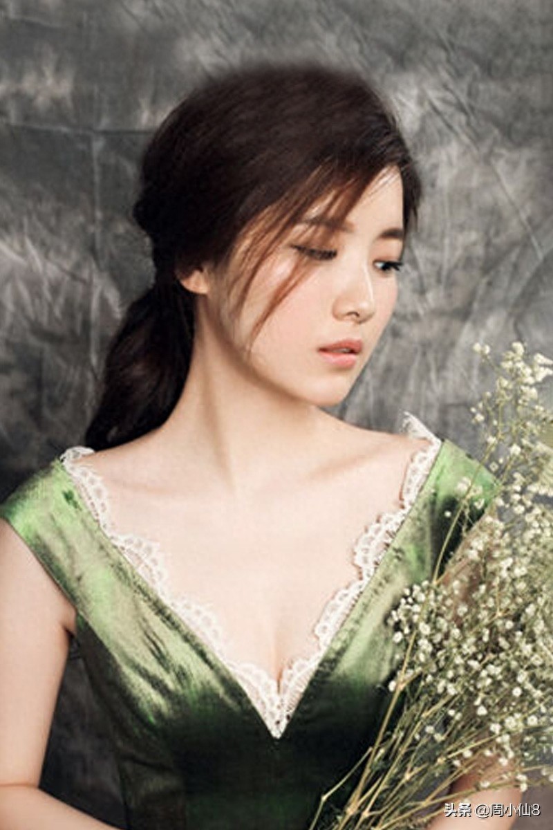 冯丽丽,影视女演员,被誉为“气质女神”