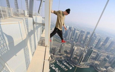 ​能平静看完这几幅图，你便不是恐高症