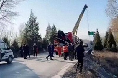 ​网红“丐中丐”夫妇因车祸去世！事故发生时正直播，知情人曝细节