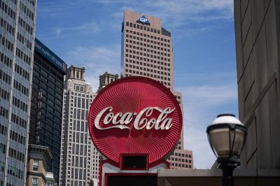 ​特朗普想让美国版可乐用蔗糖 可口可乐：今秋推出