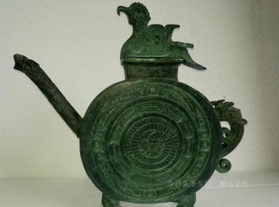 ​鉴宝大师刘岩当年17万“骗画”，转手卖8700万，后来如何？