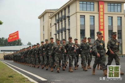 ​走进新兵连——看新兵“十二时辰”