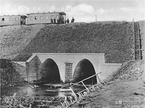 1910年俄国西伯利亚大铁路，全长九千多公里为世界最长铁路
