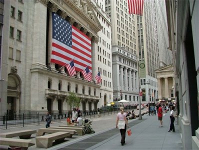 ​差距再次拉大，2023年美国GDP为27.37万亿美元，中国呢？