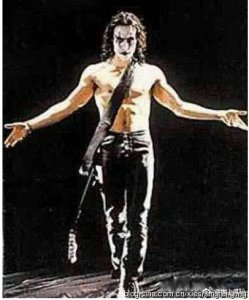 ​看李小龙之子李国豪《乌鸦》