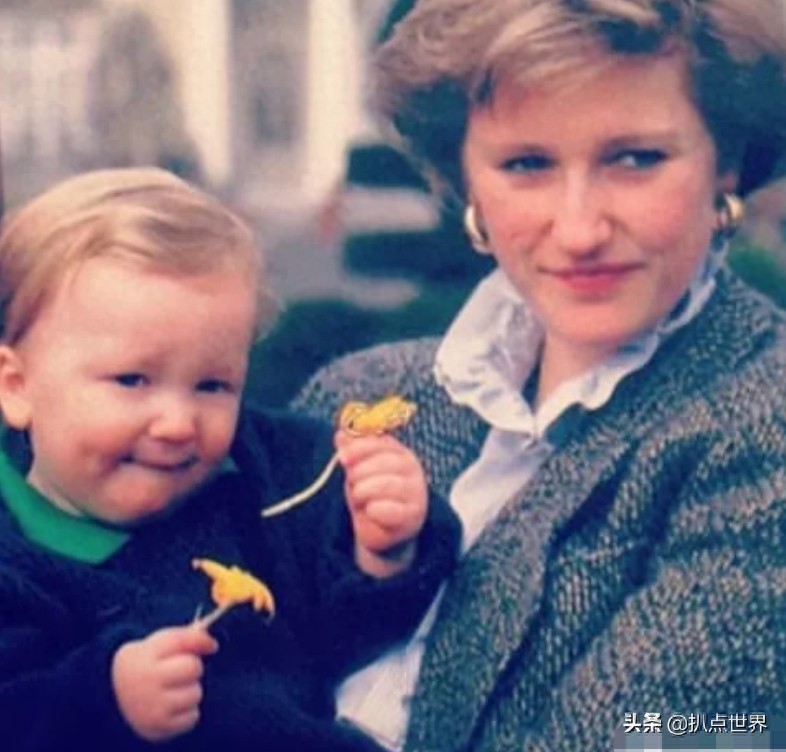 他是有11国混血的比利时帅王子,也是宠妻爱娃的绝世好男人