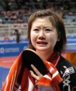 ​流水的大魔王、铁打的福原爱，一直被打哭