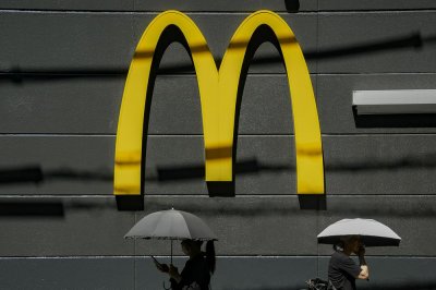 ​麦当劳奶昔变明码标价“回忆杀”，二手平台炒到150元2杯