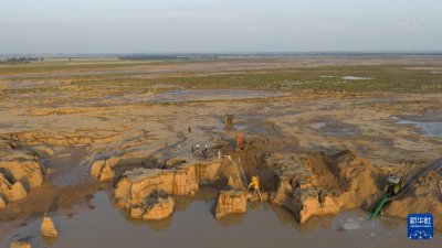 ​山洪致10名野营者遇难，获救19岁女生讲述：共5个家庭，开了4辆车