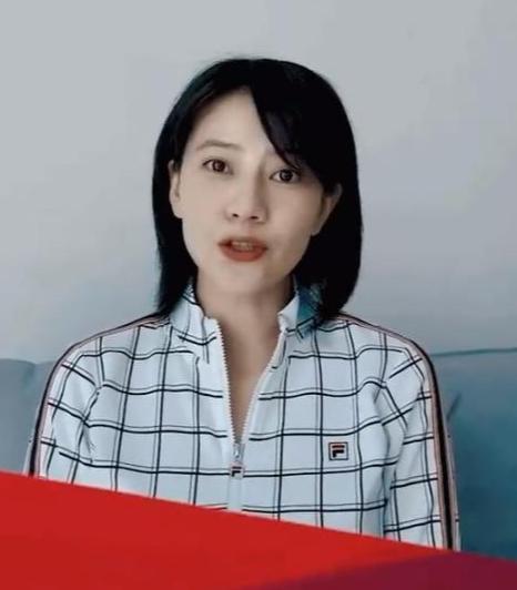 她被称为“国民女神”,网友展开侦探行动,意外发现已怀孕7