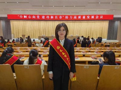 ​“洪”炉点雪 “智”珠在握——记长春市三八红旗手骆洪智