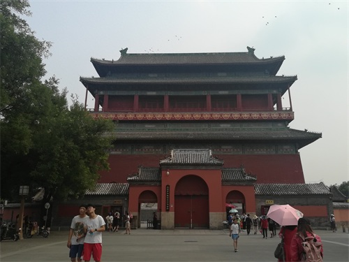 京城700年钟鼓楼,25面大鼓每天7场表演,63吨大钟堪称古钟之王