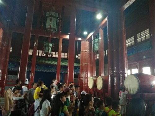 京城700年钟鼓楼,25面大鼓每天7场表演,63吨大钟堪称古钟之王