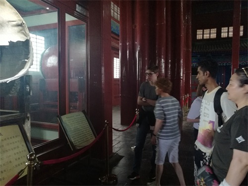 京城700年钟鼓楼,25面大鼓每天7场表演,63吨大钟堪称古钟之王