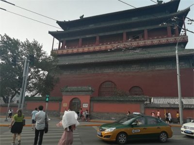 ​京城700年钟鼓楼，25面大鼓每天7场表演，63吨大钟堪称古钟之王