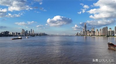 ​DeepSeek推荐的武汉最值得游玩的十个景点，分析为啥不推荐户部巷