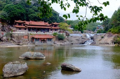 ​哪儿凉快哪儿呆着去：仙游九鲤湖，领略天然美景，享受清凉避暑