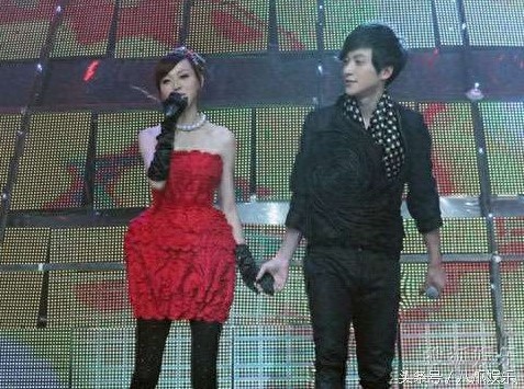 那些年,乔任梁的绯闻女友们,最好“闺蜜”陈乔恩玩儿消失