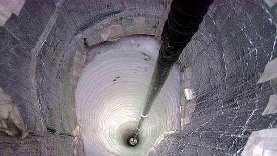 俄罗斯深井事件真相（俄罗斯挖出12262米深井）(2)