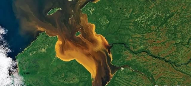 东三省，东北的天气一年四季都很冷吗？零下几十度怎么御寒？图6