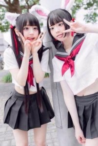 ​当萝莉穿上水手服，你心动了吗？