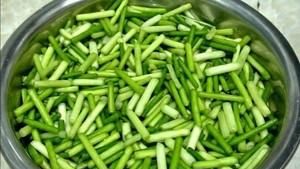 蒜苔怎么腌制才好吃,蒜苔怎么腌制才好吃图4