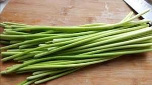 蒜苔怎么腌制才好吃,蒜苔怎么腌制才好吃图3