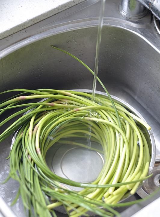 蒜苔怎么腌制才好吃,蒜苔怎么腌制才好吃图6