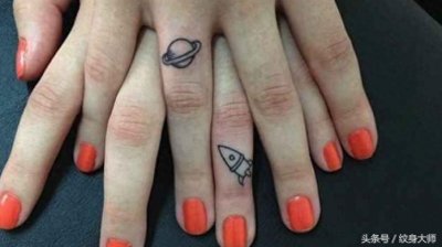 ​纹身说-第27期：9款创意情侣纹身，想破头也想不到的情侣纹身