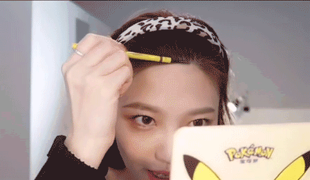 分享100款好看的发型（4个高效变美的发型）(47)