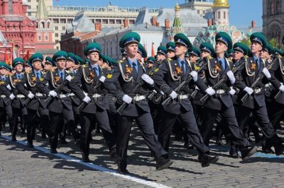 ​乌拉俄语是什么意思（俄语里面的乌拉相当于中国什么话）