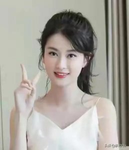 ​为什么有的女生气质高贵 为什么有的女人.特别显高贵、