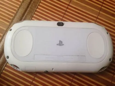 ​psv2000有多大的内存