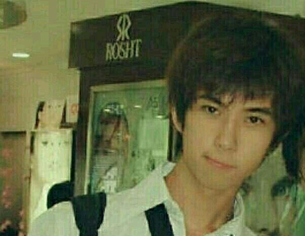 被于朦胧的新照片惊艳, 这还是当年那个怯生生的小孩吗?