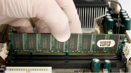 ddr3和ddr4的区别(ddr3和ddr4能混用吗)