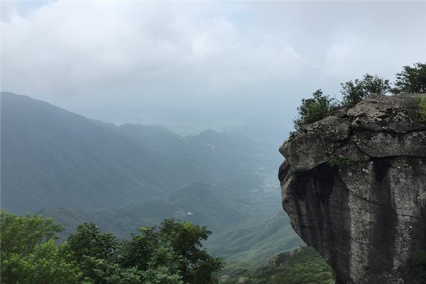 衡山在哪里属于哪个省:湖南省衡阳市南岳区(五岳之一)